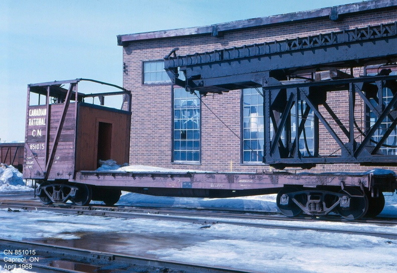 851015.jpg