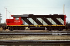 4704